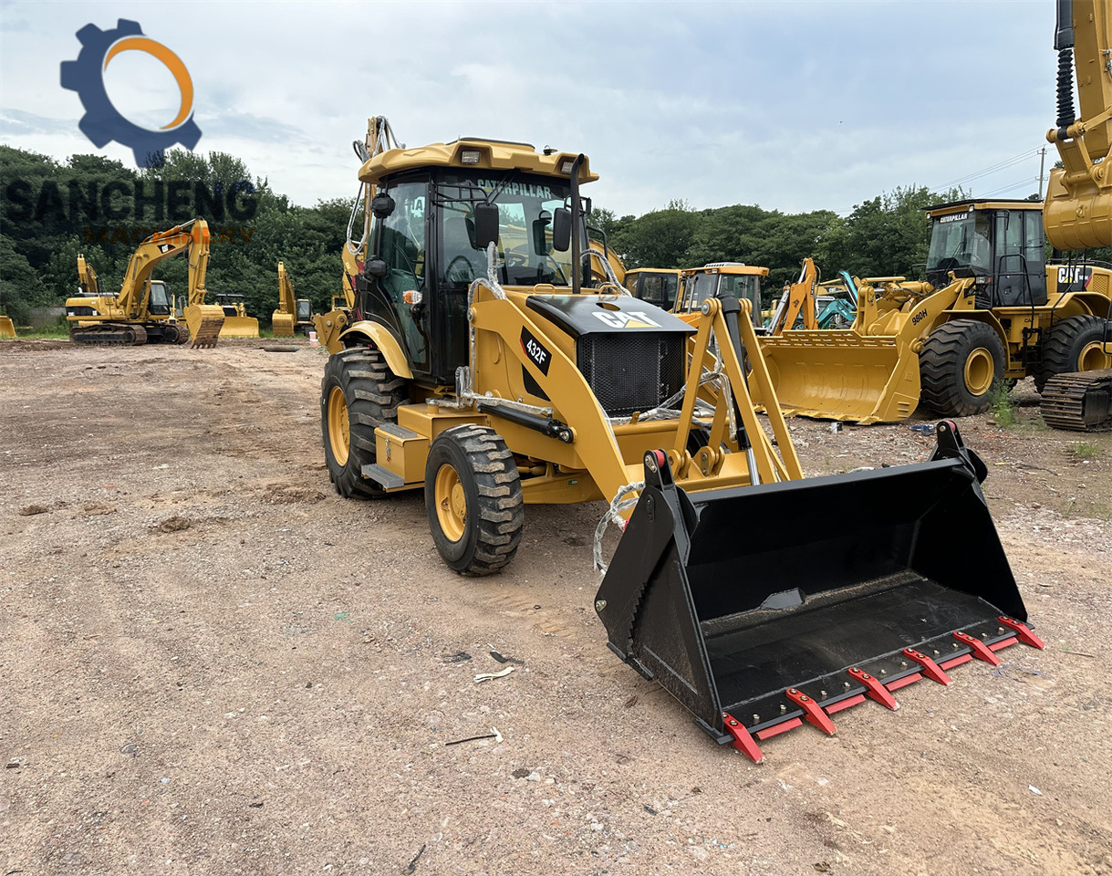 CAT 432F backhoe loader - Backhoe loader: picture 3 CAT 432F backhoe loader - Backhoe loader: picture 3
