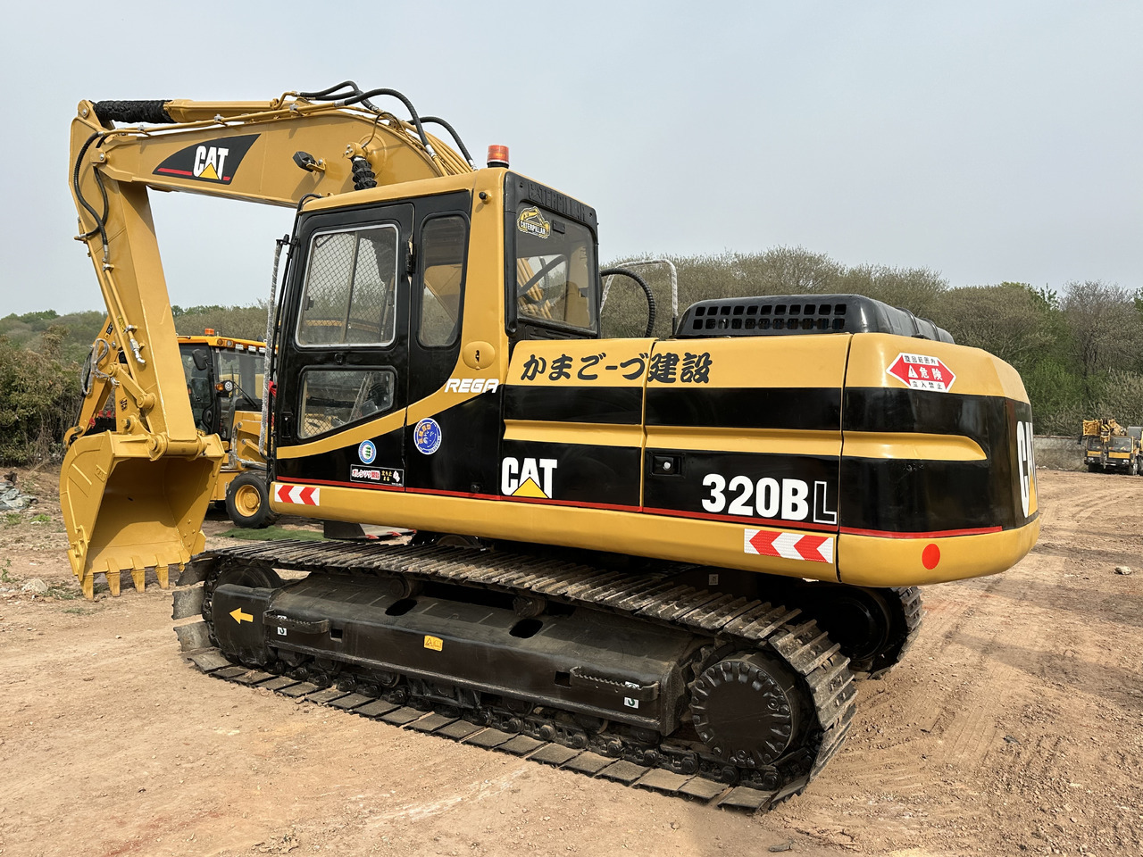 CATERPILLAR 320BL - Crawler excavator: picture 5 CATERPILLAR 320BL - Crawler excavator: picture 5