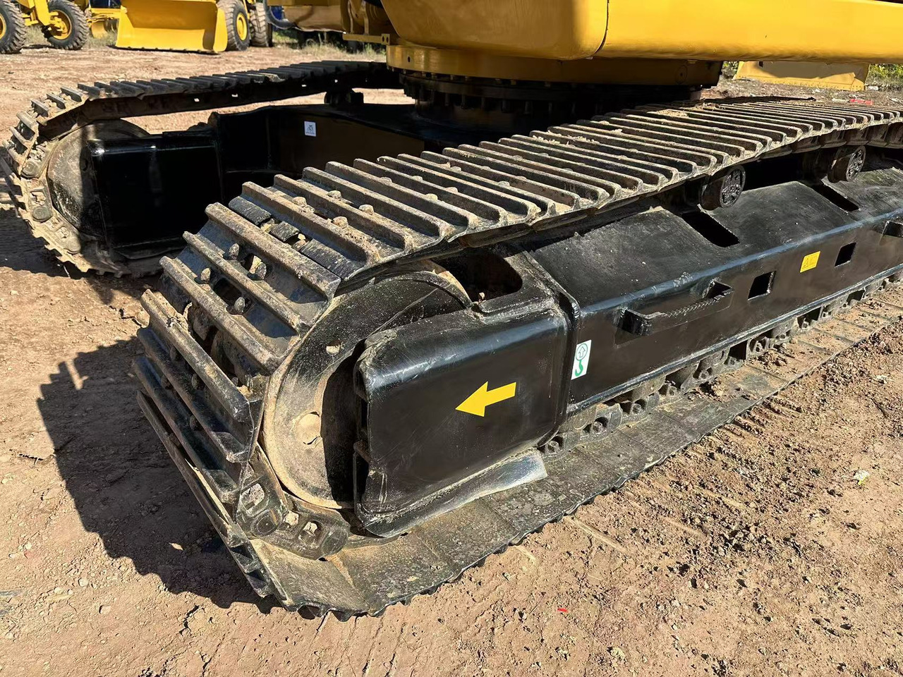 Excavator CATERPILLAR 330C: picture 10