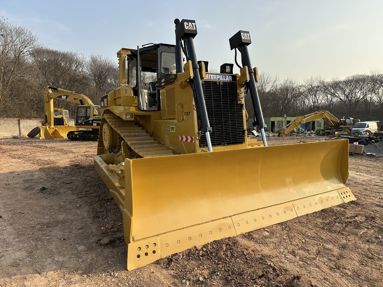 CATERPILLAR D8R Bulldozer - Bulldozer: picture 5 CATERPILLAR D8R Bulldozer - Bulldozer: picture 5