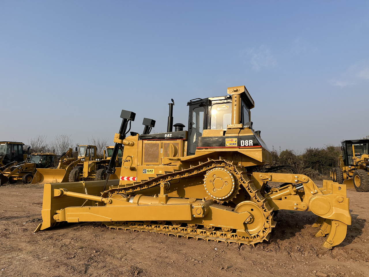 CATERPILLAR D8R - Bulldozer: picture 4 CATERPILLAR D8R - Bulldozer: picture 4