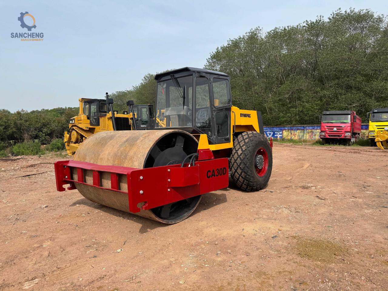 DYNAPAC CA30D - Roller: picture 2 DYNAPAC CA30D - Roller: picture 2