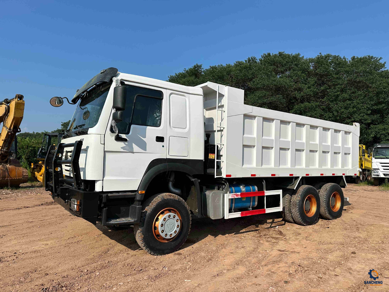 HOWO 400 - Tipper: picture 4 HOWO 400 - Tipper: picture 4