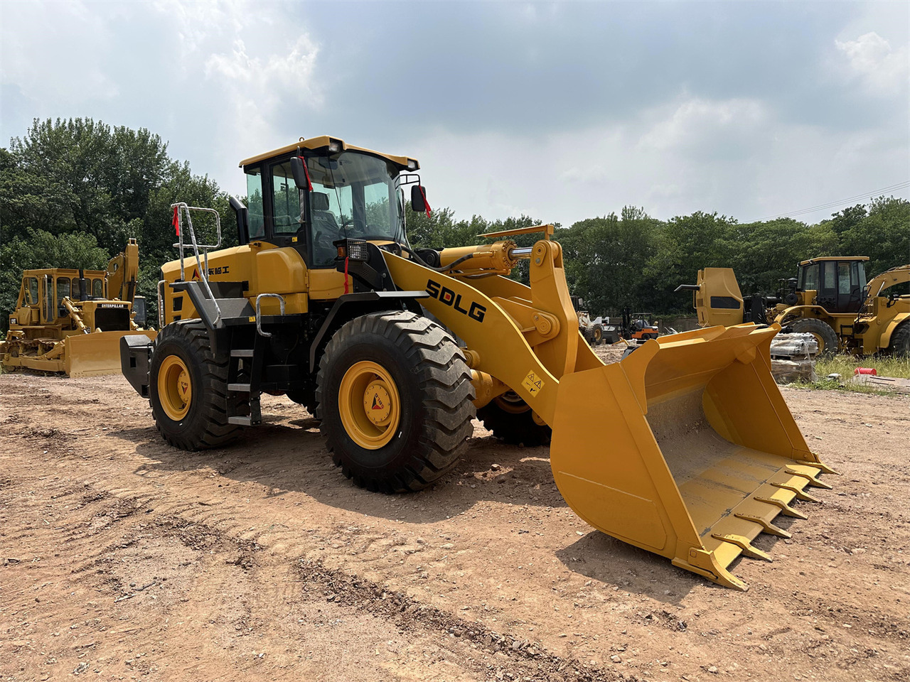 SDLG L956F - Wheel loader: picture 4 SDLG L956F - Wheel loader: picture 4