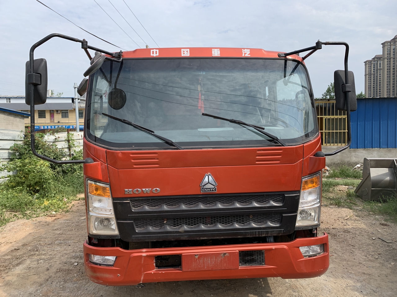 SINOTRUK Howo Dump truck 4x2 - Tipper: picture 3 SINOTRUK Howo Dump truck 4x2 - Tipper: picture 3