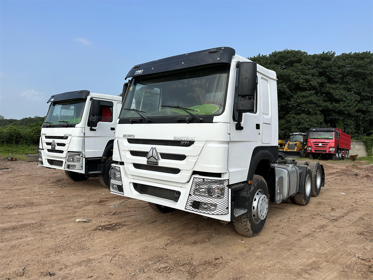 SINOTRUK HOWO 371 Tractor 6X4 - Tractor unit: picture 1 SINOTRUK HOWO 371 Tractor 6X4 - Tractor unit: picture 1