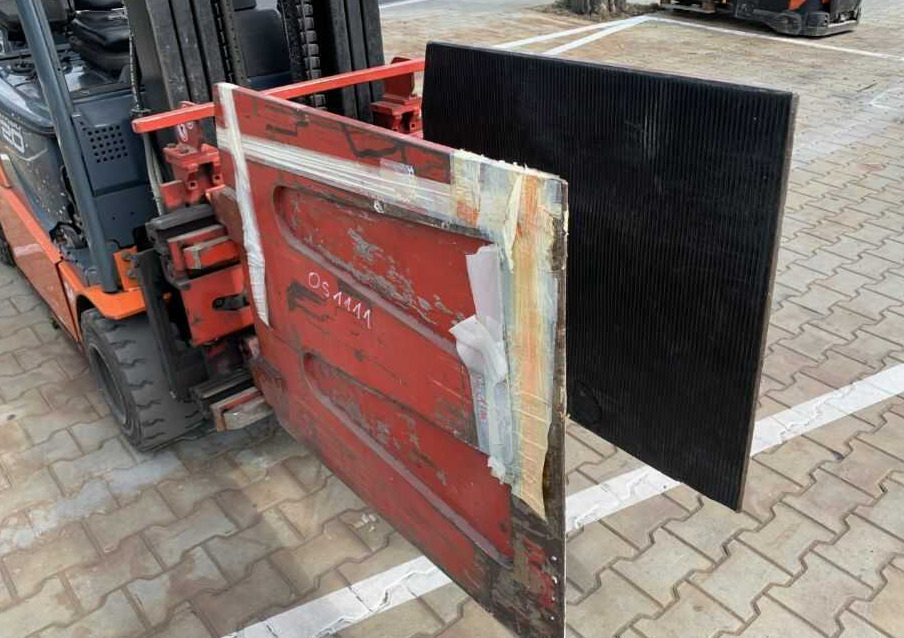 Bolzoni KS08CF5A, Kartonklammer - Clamp for Material handling equipment: picture 2 Bolzoni KS08CF5A, Kartonklammer - Clamp for Material handling equipment: picture 2