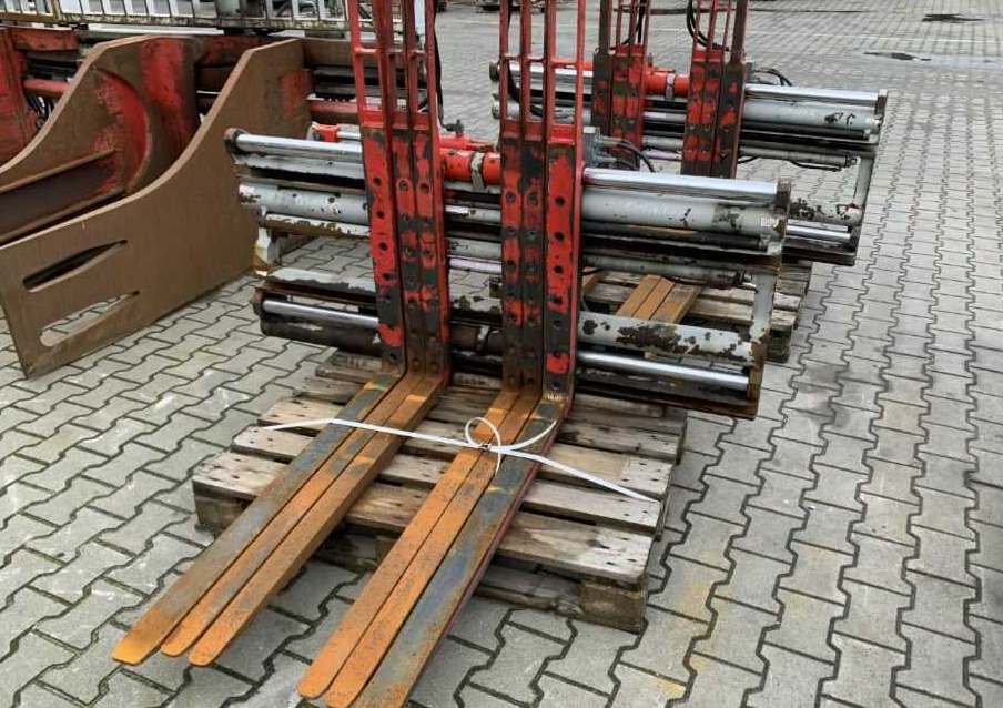 Durwen DRPK30C - Forks for Forklift: picture 1 Durwen DRPK30C - Forks for Forklift: picture 1