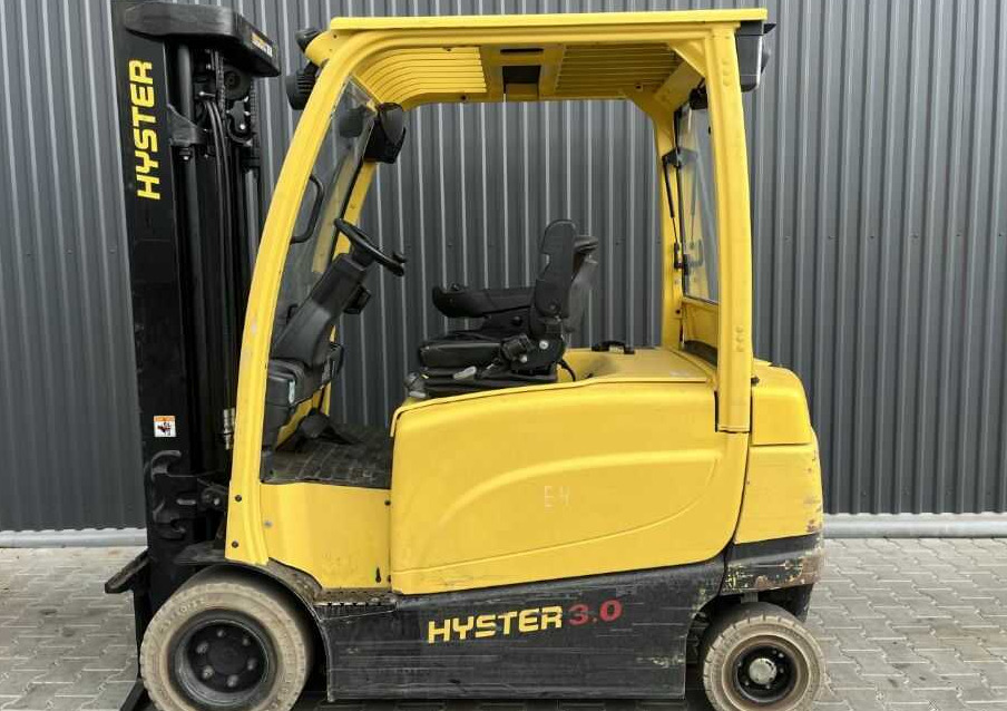 Hyster J3.0XN - Electric forklift: picture 2 Hyster J3.0XN - Electric forklift: picture 2