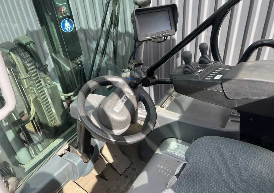 Jungheinrich EFG220 - Electric forklift: picture 4 Jungheinrich EFG220 - Electric forklift: picture 4