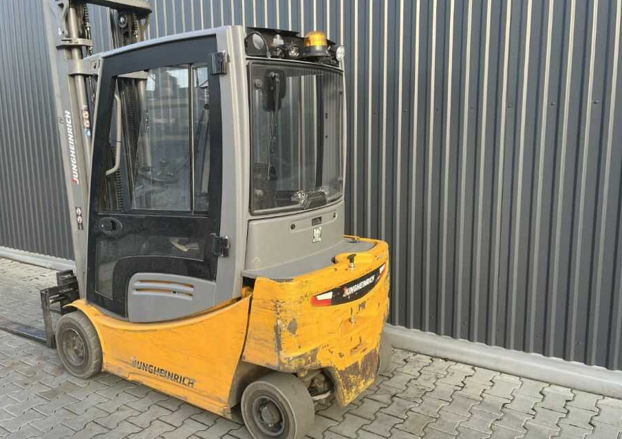 Jungheinrich EFG320 - Electric forklift: picture 2 Jungheinrich EFG320 - Electric forklift: picture 2