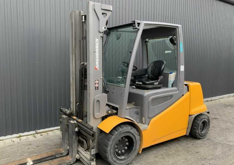 Jungheinrich EFGS40 - Electric forklift: picture 1 Jungheinrich EFGS40 - Electric forklift: picture 1