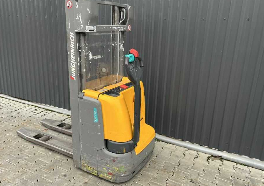 Jungheinrich EJC112 - Stacker: picture 3 Jungheinrich EJC112 - Stacker: picture 3