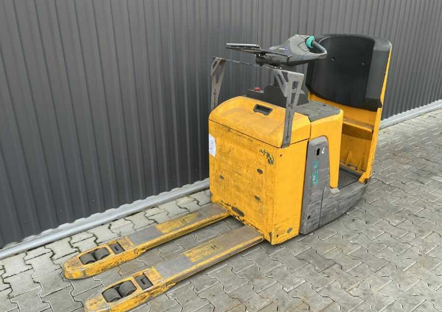 Jungheinrich ERE120 - Stacker: picture 1 Jungheinrich ERE120 - Stacker: picture 1