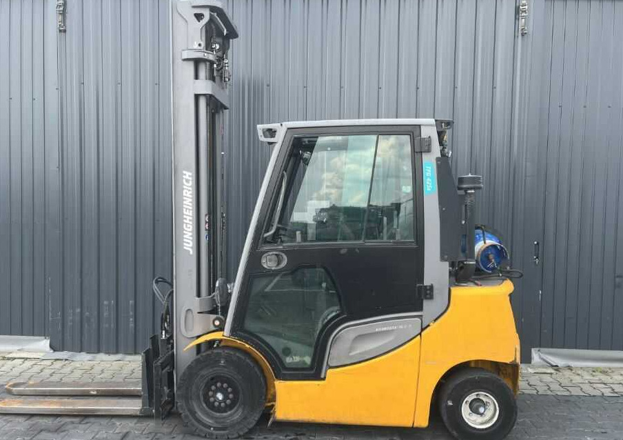 Jungheinrich TFG425s - LPG forklift: picture 2 Jungheinrich TFG425s - LPG forklift: picture 2