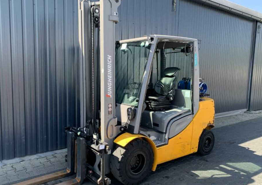 Jungheinrich TFG435s - LPG forklift: picture 1 Jungheinrich TFG435s - LPG forklift: picture 1