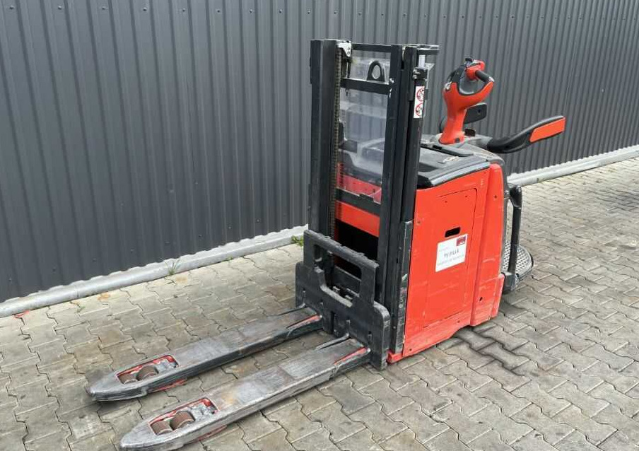 Linde D10AP - Stacker: picture 1 Linde D10AP - Stacker: picture 1