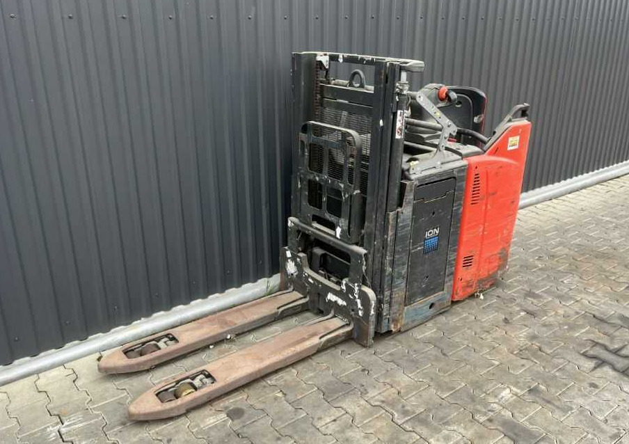 Linde D12HPSP - Stacker: picture 1 Linde D12HPSP - Stacker: picture 1