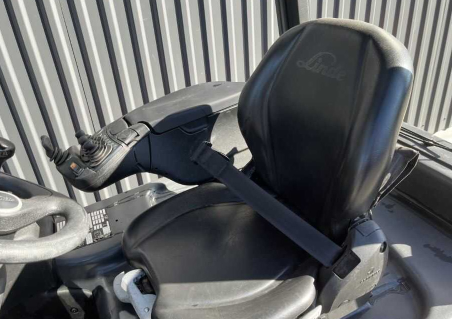 Electric forklift Linde E16P-02: picture 9