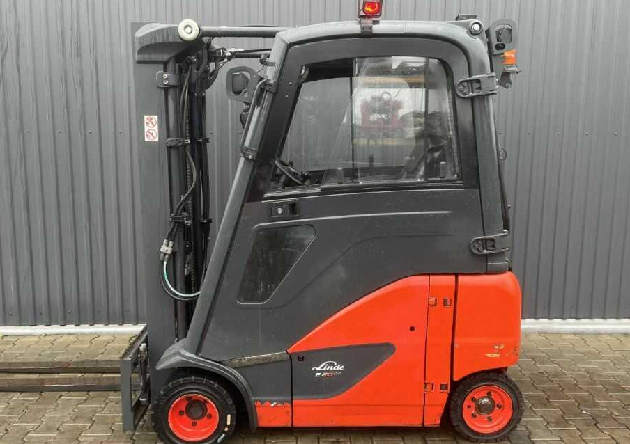 Linde E20PH-02 - Electric forklift: picture 2 Linde E20PH-02 - Electric forklift: picture 2