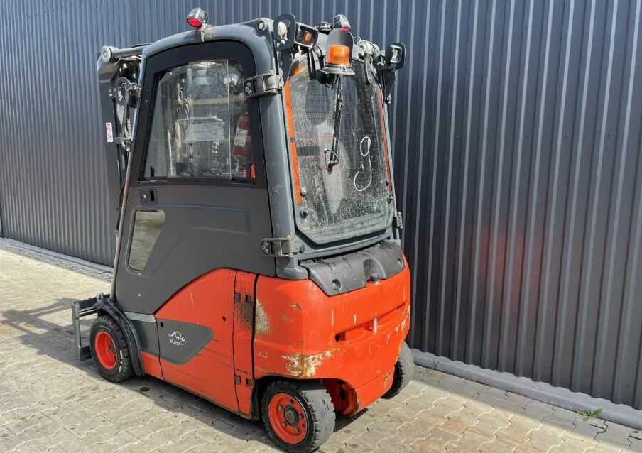 Linde E20PH-02 - Electric forklift: picture 3 Linde E20PH-02 - Electric forklift: picture 3