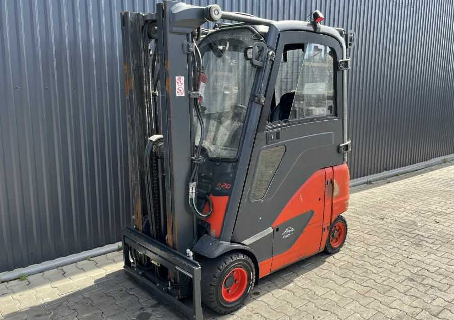 Linde E20PH-02 - Electric forklift: picture 1 Linde E20PH-02 - Electric forklift: picture 1
