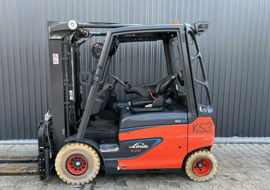 Linde E25-01 - Electric forklift: picture 2 Linde E25-01 - Electric forklift: picture 2