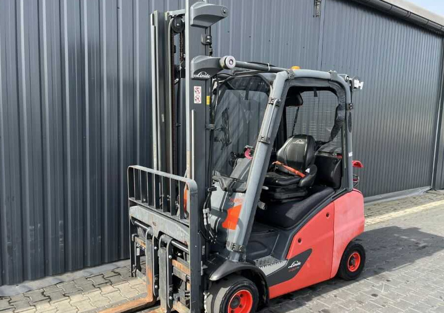 Linde H20T-01 - LPG forklift: picture 1 Linde H20T-01 - LPG forklift: picture 1