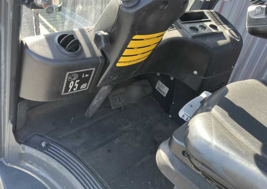 LPG forklift Linde H20T-01: picture 9