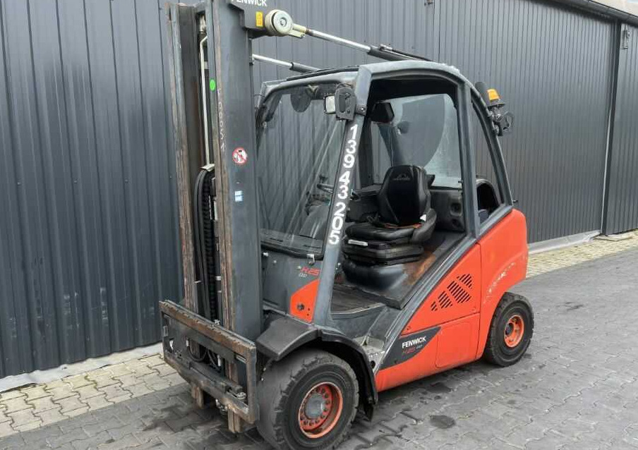 Linde H25T-02 - LPG forklift: picture 1 Linde H25T-02 - LPG forklift: picture 1