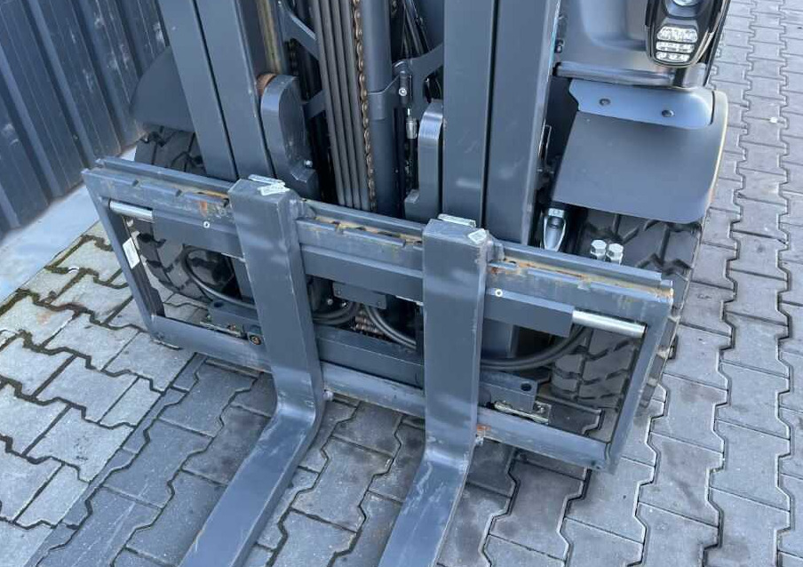 Diesel forklift Linde H30D-01: picture 10