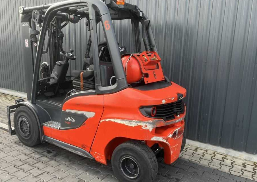 Linde H35T-01 - LPG forklift: picture 3 Linde H35T-01 - LPG forklift: picture 3