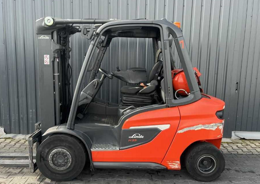 Linde H35T-01 - LPG forklift: picture 2 Linde H35T-01 - LPG forklift: picture 2