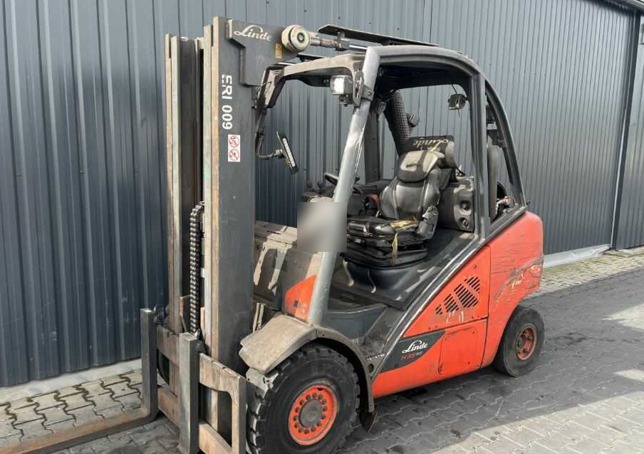 Linde H35T-02 - LPG forklift: picture 1 Linde H35T-02 - LPG forklift: picture 1