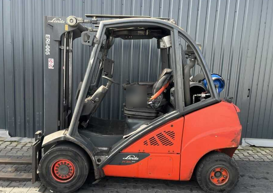 Linde H35T-02 - LPG forklift: picture 2 Linde H35T-02 - LPG forklift: picture 2