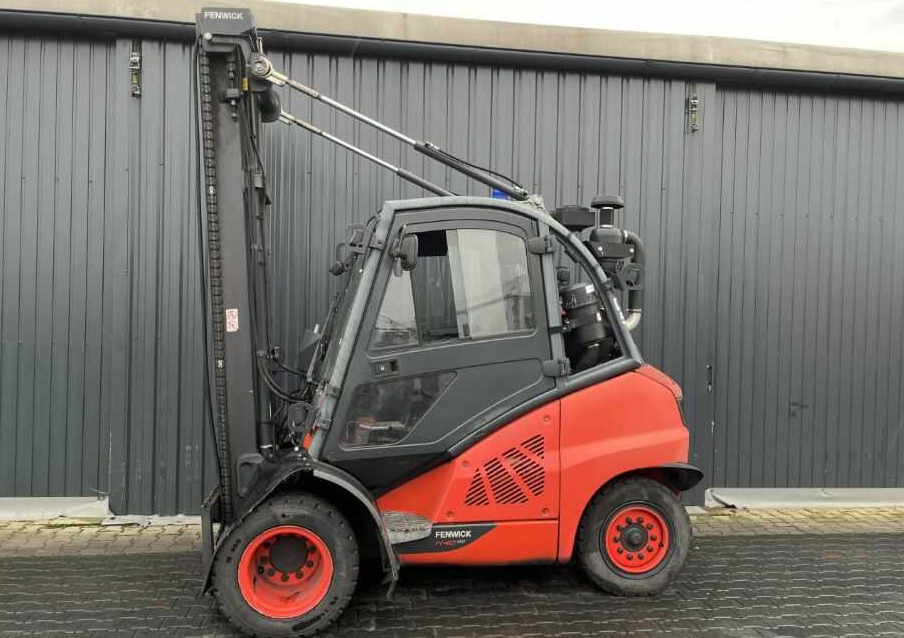 Linde H40T-02 - LPG forklift: picture 2 Linde H40T-02 - LPG forklift: picture 2