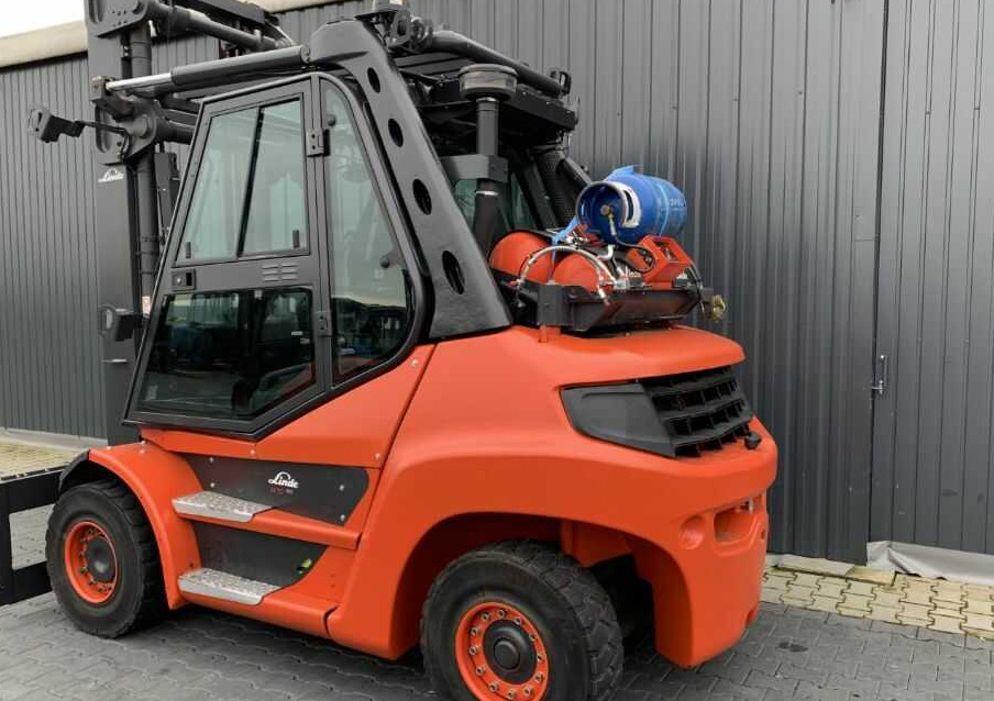 LPG forklift Linde H70T-03: picture 6