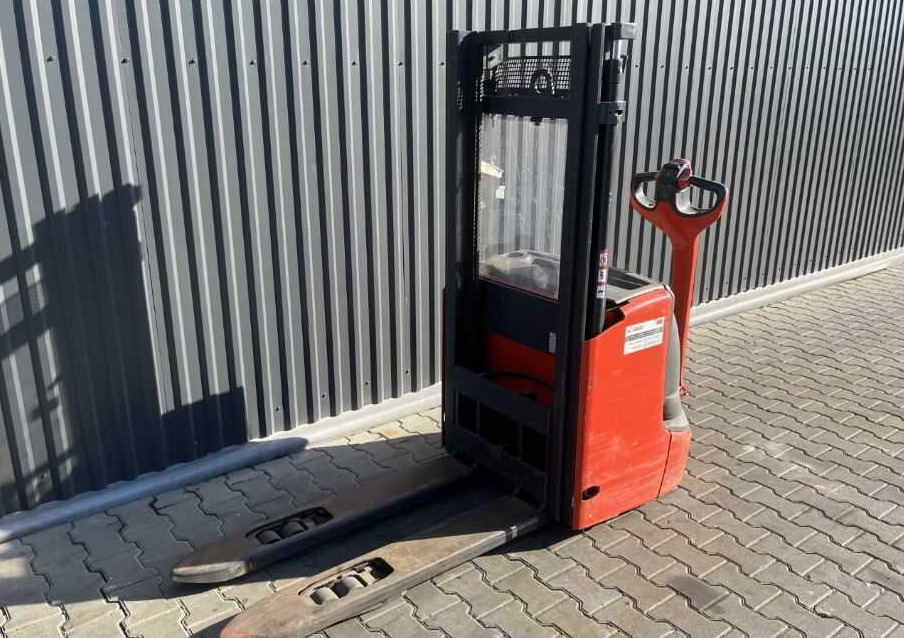 Linde L12L - Stacker: picture 1 Linde L12L - Stacker: picture 1