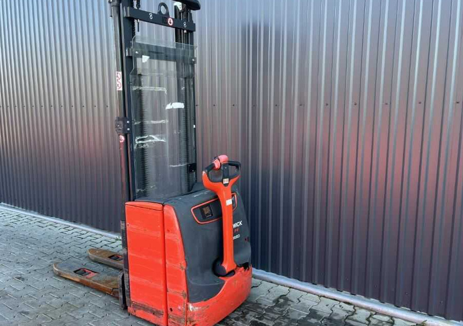 Linde L14 - Stacker: picture 3 Linde L14 - Stacker: picture 3