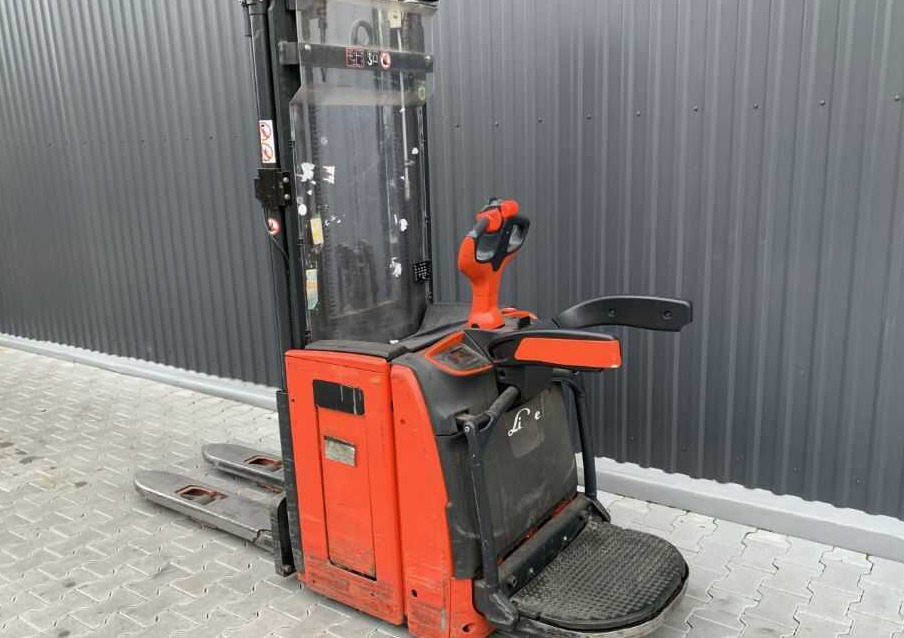 Linde L14AP - Stacker: picture 5 Linde L14AP - Stacker: picture 5