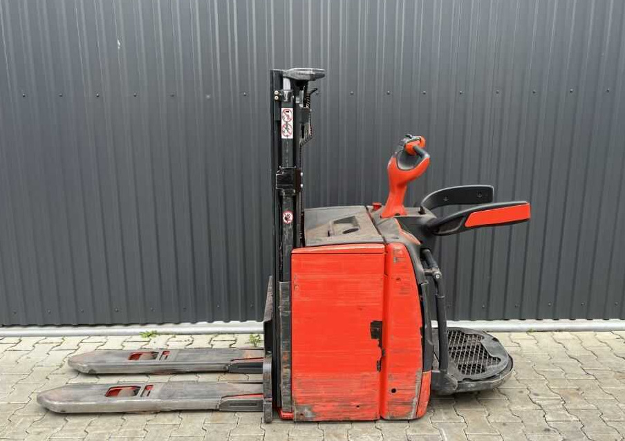 Linde L14LAP - Stacker: picture 2 Linde L14LAP - Stacker: picture 2