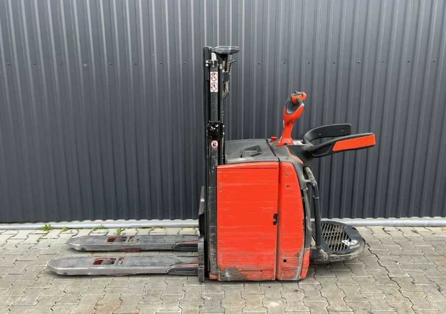 Linde L14lAP - Stacker: picture 2 Linde L14lAP - Stacker: picture 2