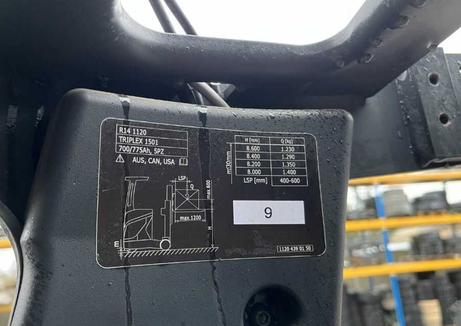 Linde R14-01 - Reach truck: picture 3 Linde R14-01 - Reach truck: picture 3
