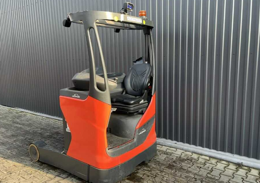 Linde R14-01 - Reach truck: picture 3 Linde R14-01 - Reach truck: picture 3