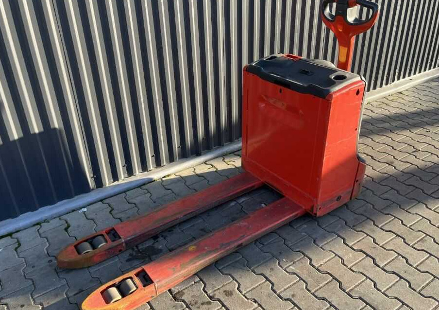 Linde T18 - Pallet truck: picture 1 Linde T18 - Pallet truck: picture 1