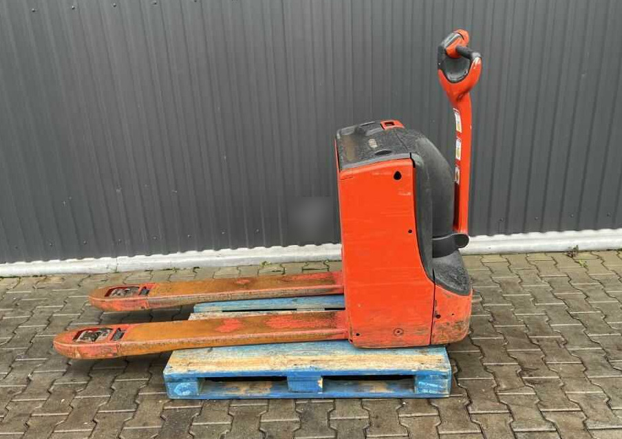 Linde T18 - Pallet truck: picture 2 Linde T18 - Pallet truck: picture 2