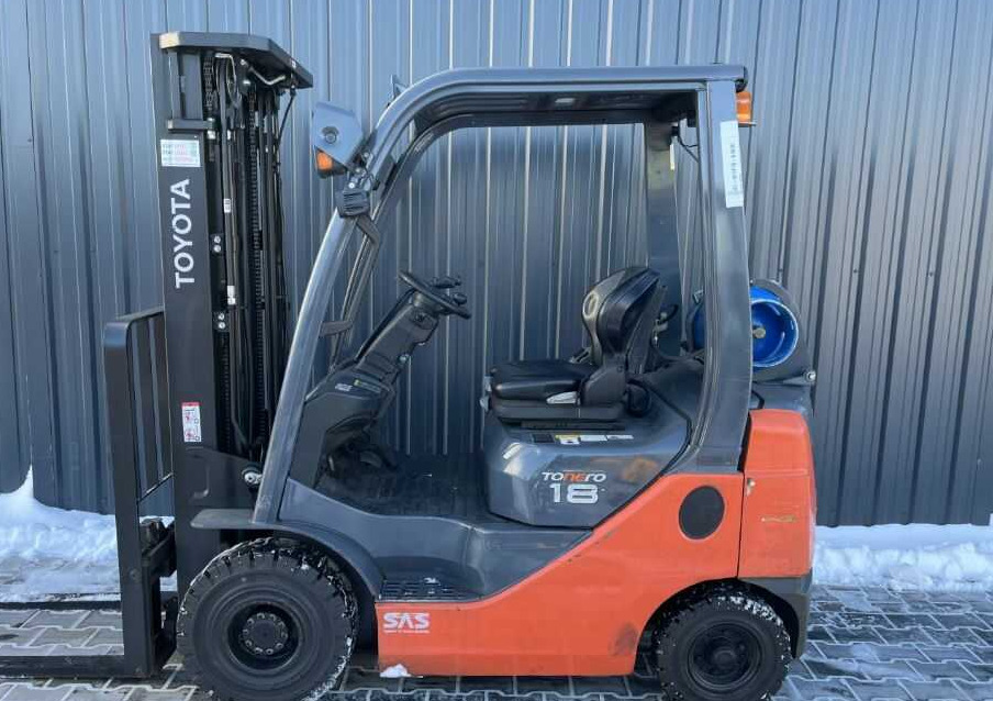Toyota 8FGF18 - LPG forklift: picture 2 Toyota 8FGF18 - LPG forklift: picture 2