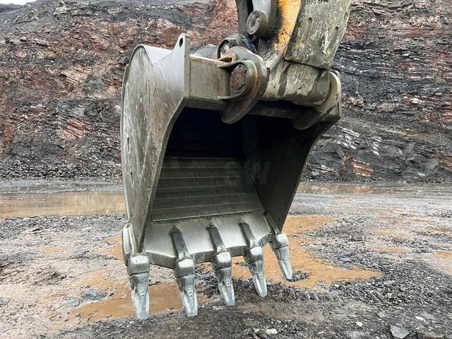 Liebherr R980SME HD - - Crawler excavator: picture 5 Liebherr R980SME HD - - Crawler excavator: picture 5