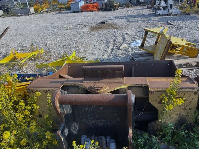 OilQuickRail OQR - Bucket: picture 3 OilQuickRail OQR - Bucket: picture 3