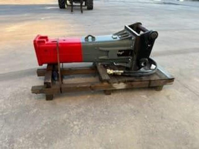 WIMMER WH12 SW48 - Hydraulic hammer: picture 2 WIMMER WH12 SW48 - Hydraulic hammer: picture 2